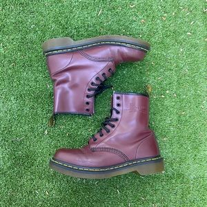 1460 Doc Martens - Smooth Leather🖤Cherry Red - Womens 7